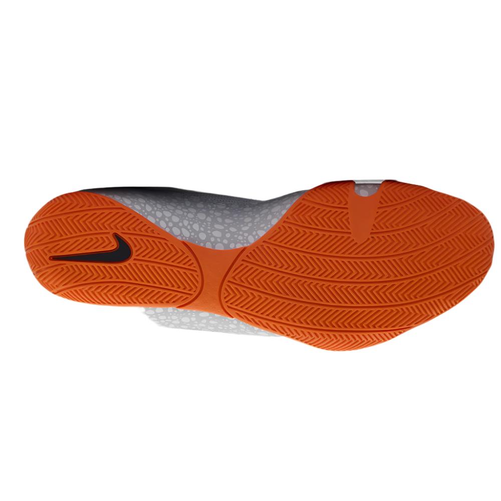 Nike Machomai SE Paris olympics Boxing Boots showing the orange sole with black Nike swoosh