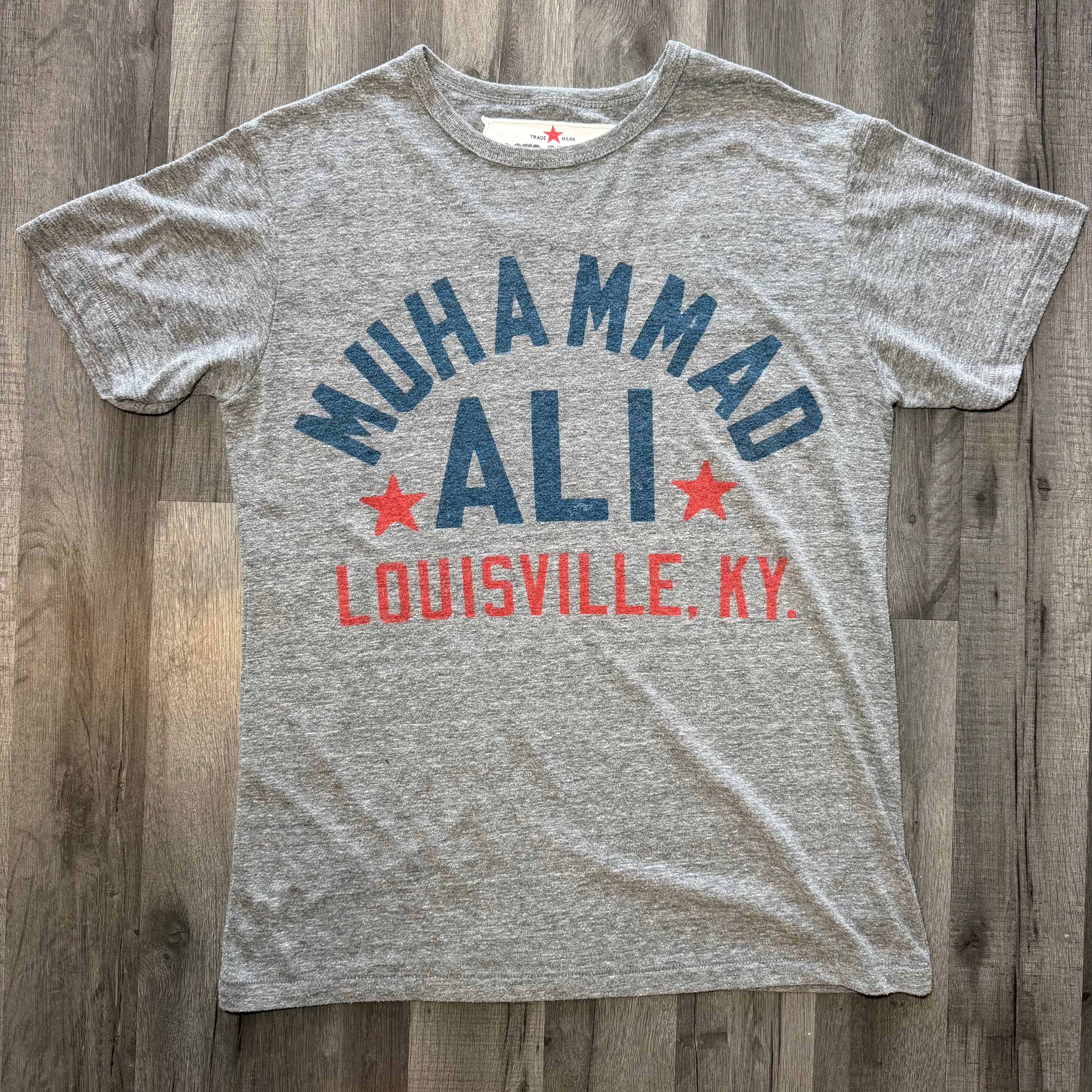 Roots of Fight Muhammad Ali - Float Like a Butterfly T-Shirt (Size Small)