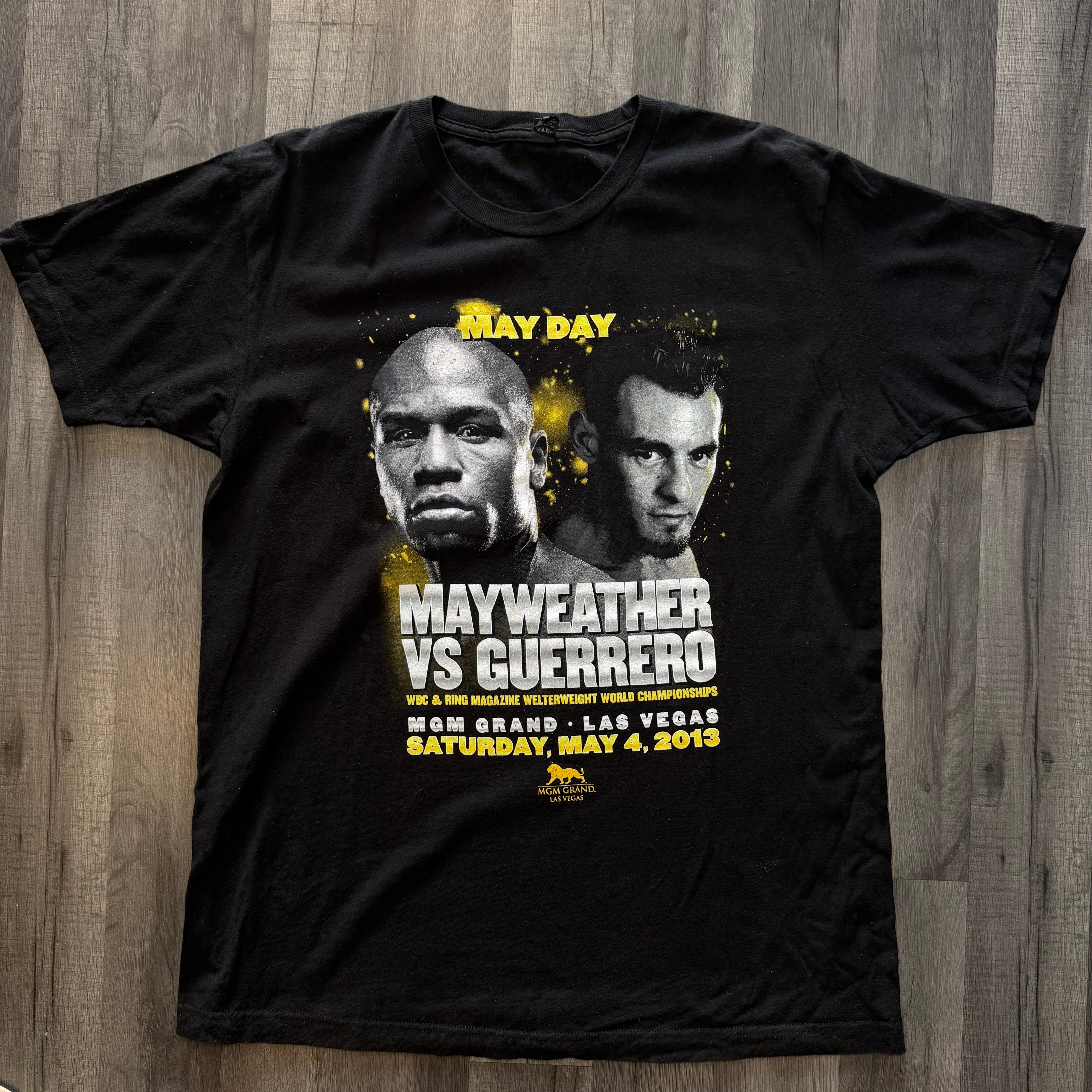 Floyd Mayweather vs Robert Guerrero Fight T-Shirt (Size Large)
